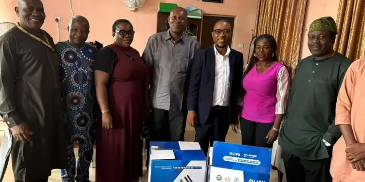 LASUECO_2000 Alumni Set Donates PAs to Support Learning at LASU