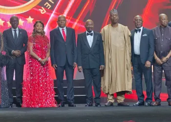 ZENITH BANK MARKS 35 YEARS ANNIVERSARY, CELEBRATES PIONEER CUSTOMERS AND LONG-SERVING STA